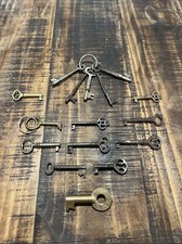 Colección de 16 llaves antiguas de esqueleto y barril segunda mano  Embacar hacia Mexico