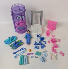 Guarda-roupa e acessórios Polly Pocket Snow Cool Ski Shop Castle, usado comprar usado  Enviando para Brazil