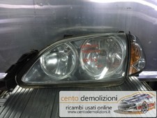 Ricambi usati faro usato  Italia