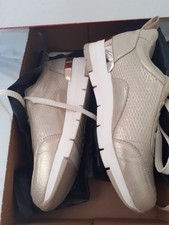 Baskets femme d'occasion Baskets femme d'occasion  Vertou