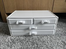 White plastic storage for sale  GREAT YARMOUTH