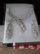 Jolie colliers blanc d'occasion  Asnières-sur-Seine