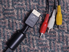Cabo A/V PlayStation (PS1/PS2/PS3) genuíno comprar usado  Enviando para Brazil