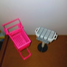 Usado, Vintage Barbie Mattel Playcale Casa de Bonecas Boneca Carrinho de Compras Rosa Móveis para Churrasco comprar usado  Enviando para Brazil