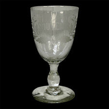 Verre ancien verre d'occasion  Rochefort-sur-Loire