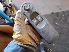Pulsanti alzavetro anteriore usato  Rimini