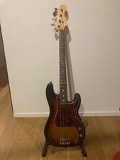 Fender precision bass usato  Prato