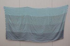 Hermes étole soie usato Hermes étole soie usato  Spedire a Italy