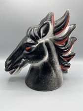 Escultura personalizada de cabeça de cavalo preta de cerâmica Halloween 11 pol. olhos vermelhos assustadora comprar usado  Enviando para Brazil