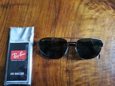 Lunettes soleil homme d'occasion  Castelsarrasin