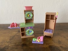 Conjunto Fisher Price Loving Family LAVANDERIA lavadora secadora vassoura cesta armário comprar usado  Enviando para Brazil