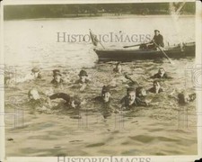 Usado, 1929 Press Photo Concorrentes na corrida de natação Bank Holiday em Londres, Inglaterra comprar usado  Enviando para Brazil