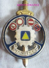 In23508 insigne moniteur d'occasion  Le Beausset