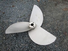 Grande helice pales d'occasion Grande helice pales d'occasion  Bléré