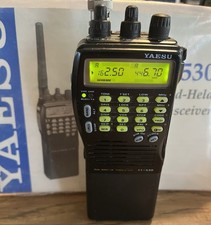 Transceptor vintage YAESU FT-530 BANDA DUPLA VHF/ UHF FM com manual original comprar usado  Enviando para Brazil