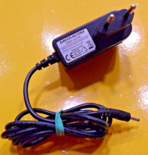 Alimentatore caricabatteria or usato  Roma
