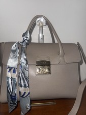 Furla top metropolis d'occasion  Expédié en Belgium