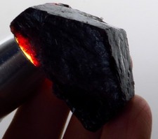 154ct natural garnet for sale  Walnut