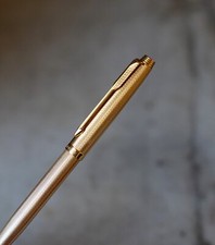 Tres beau stylo d'occasion  Paris IX