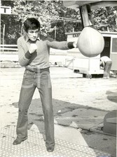 1975 boxe pugile usato  Milano