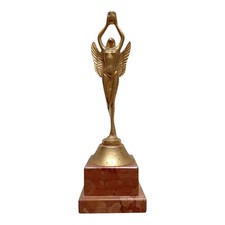 Statua scultura premio usato  Roma