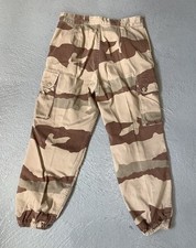 Pantalon camoufle désert d'occasion  Montebourg