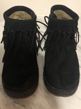 Ugg knotted fringe for sale  Vincennes
