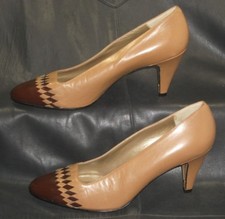 Evins women tan for sale  Wilmington