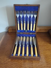 Vintage twelve piece for sale  POOLE
