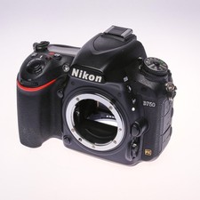 Boîtier nikon d750 d'occasion  Expédié en France