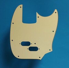 Battipenna per basso usato Battipenna per basso usato  Spedire a Italy