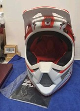 Usado, Capacete 100% 80011-00013 Status Youth Downhill/BMX Topenga vermelho/branco pequeno comprar usado  Enviando para Brazil