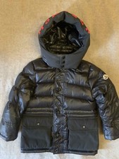 Casaco/jaqueta Moncler infantil meninos/meninas 6 anos comprar usado  Enviando para Brazil