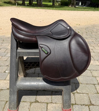 Amerigo jump saddle for sale  BUNTINGFORD