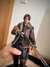 Leon resident evil gebraucht kaufen  Genthin