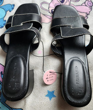 Size sandals. pairs for sale  GRETNA