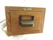 Armário de cartão de arquivo Globe Wernicke Oak Index 16" x 8" x 6" Força Aérea e Exército dos EUA comprar usado  Enviando para Brazil