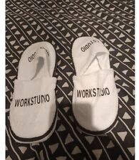 Paires chaussons pantoufles d'occasion  Tourrette-Levens
