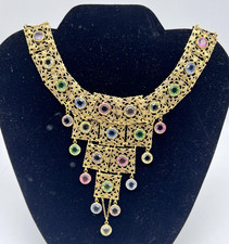 Antigo Colar Gargantilha Goldette Renascimento Egípcio Franja Babador Cristais Multicoloridos 15" comprar usado Antigo Colar Gargantilha Goldette Renascimento Egípcio Franja Babador Cristais Multicoloridos 15" comprar usado  Enviando para Brazil