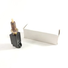 Interruptor de luz de freio compatível com Suzuki Grand Vitara 99-02/Sidekick Escudo 90-98 comprar usado  Enviando para Brazil