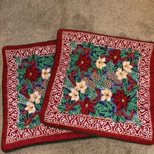 Christmas poinsettia cushion for sale Christmas poinsettia cushion for sale  MIDDLESBROUGH