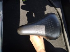 Islabike saddle long for sale  BOURNEMOUTH