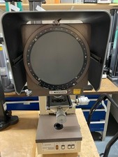 Mitutoyo pj250 projector for sale  BRISTOL