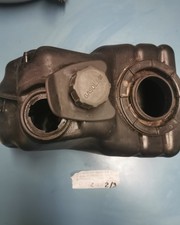 Serbatoio benzina piaggio usato  Giugliano in Campania