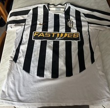 Maglia juventus 2003 usato  Genova