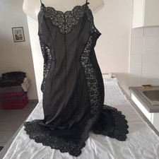 robe enchanteresse nafnaf d'occasion  Metz-