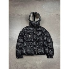 Moncler down jacket d'occasion  Cachan