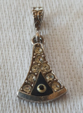 Pendentif ancien argent d'occasion  Avesnes-sur-Helpe