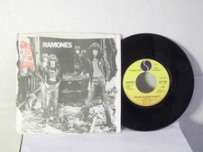 The Ramones,Sire1006"Sheena Is A Punk Rocker"US,7" 45 w P/S PROMO,1977 punk,M- comprar usado The Ramones,Sire1006"Sheena Is A Punk Rocker"US,7" 45 w P/S PROMO,1977 punk,M- comprar usado  Enviando para Brazil