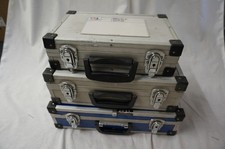 flight case hinges for sale  HATFIELD